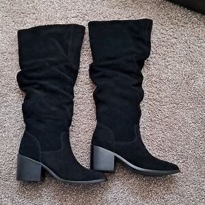 Kelsi Dagger Easton Black Suede Slouch Block Heel Boots Size 6 New